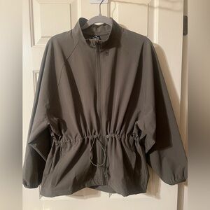 Women's Under Armour Utility Athleisure Olive Green Jacket Size Extra Small